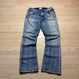 BKE Buckle Women's Light Wash Bootcut Jeans 32x31 Vintage Distressed